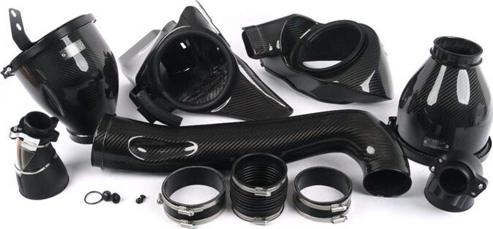 Система холодного впуска Eventuri Black Carbon Intake System V2 Gloss BMW G8X M2 / M3 / M4