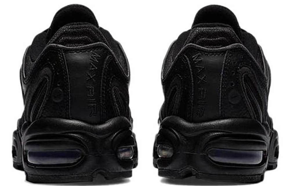 Кроссовки Nike Air Max Tailwind 4