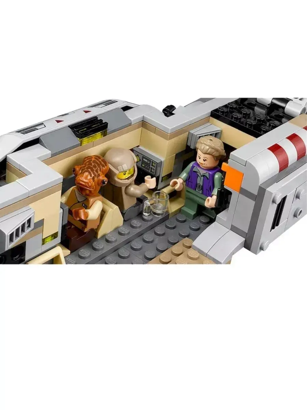 Конструктор Военный транспорт Сопротивления 670 дет