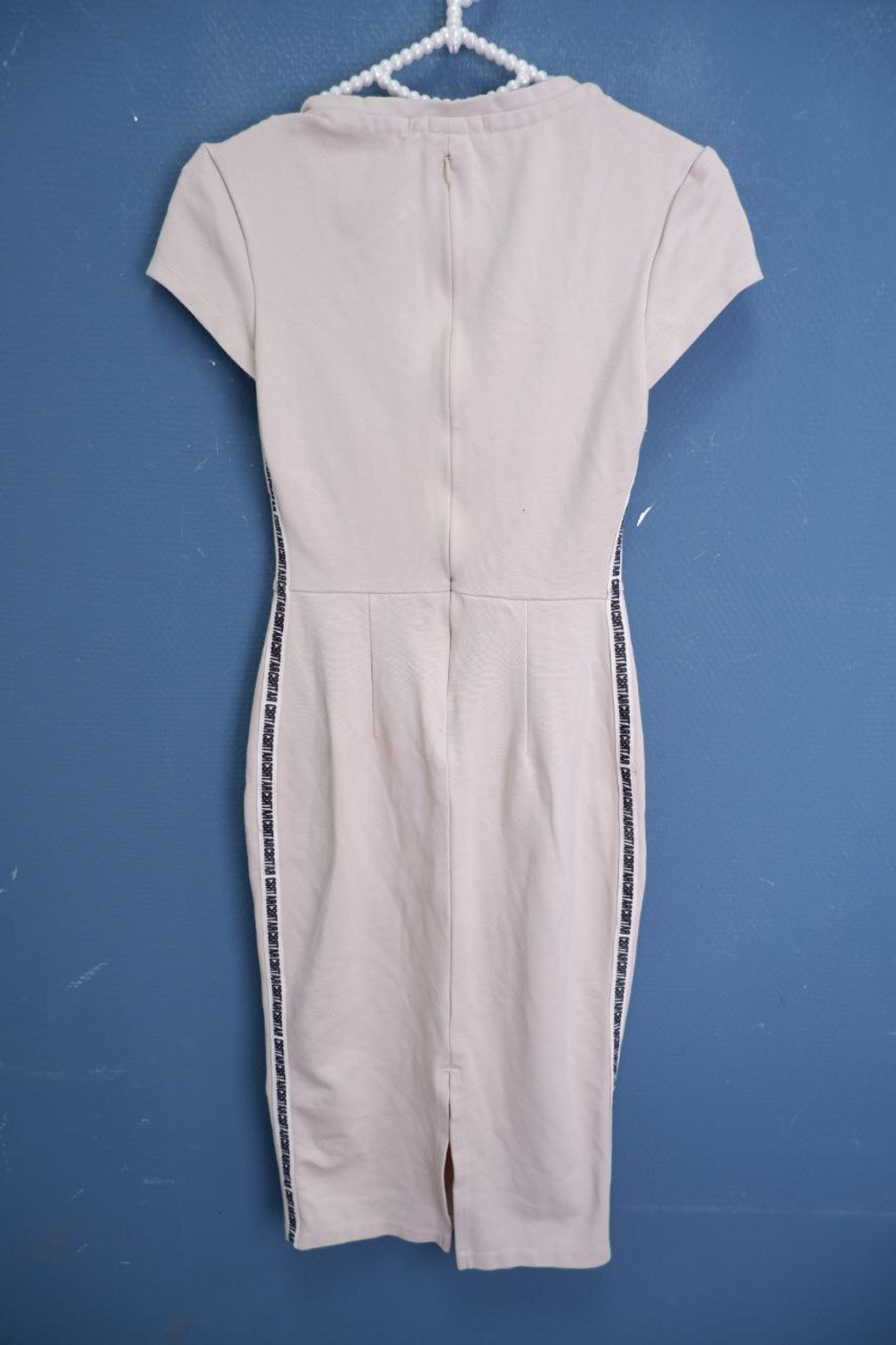 Платье Святая светлое 40 размер