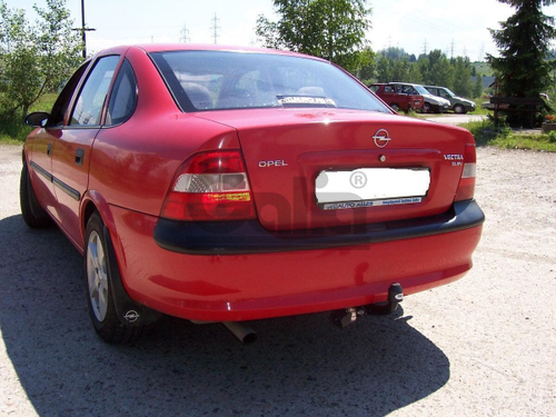 Оцинкованный фаркоп на Opel Vectra B седан/универсал/хетчбек 1995-2002 (без электрики), Galia O029A