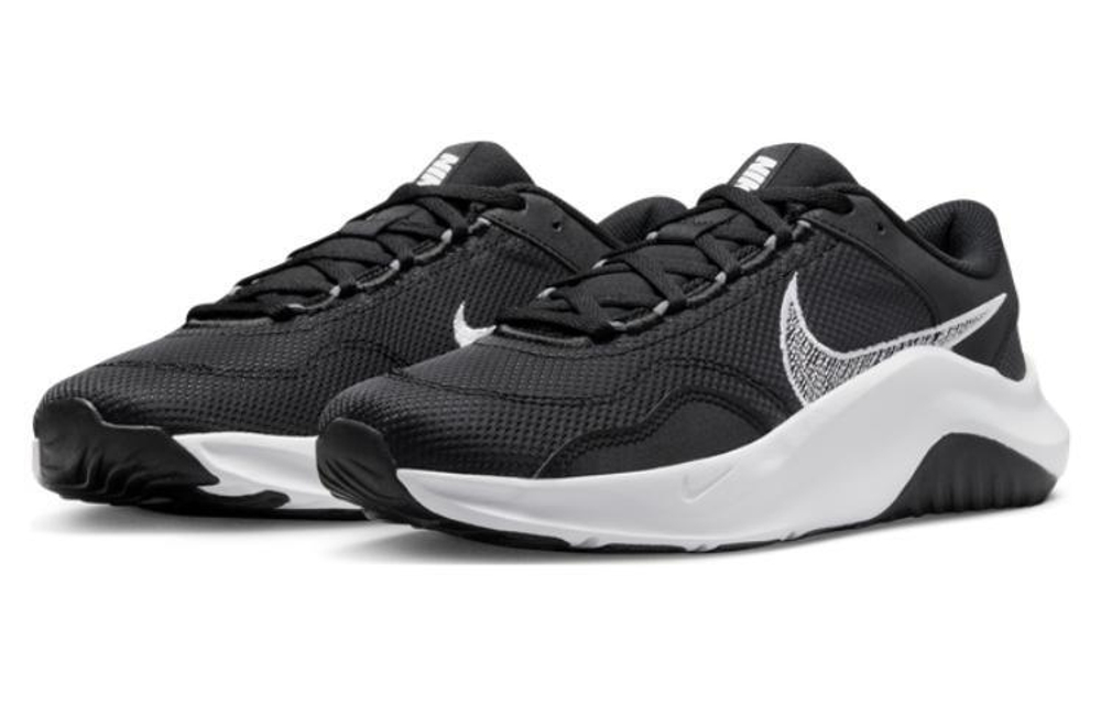 Кроссовки Nike Legend Essential Next Nature (Женская размерная сетка)