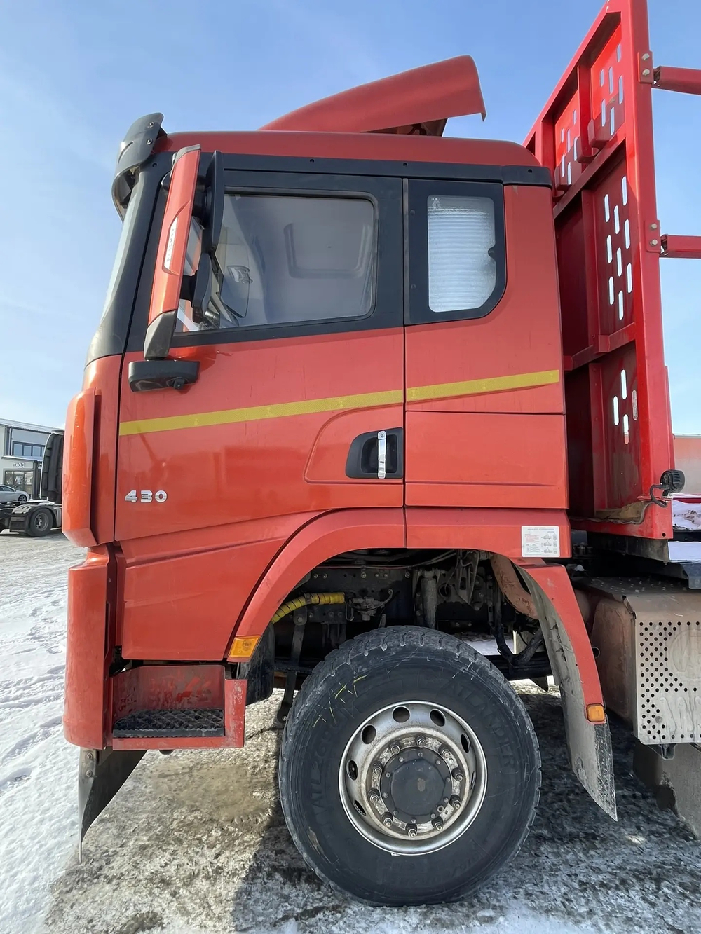 Shacman (Shaanxi) SX* 6x6 Сортиментовоз 3258B2 (Дизельный, 11,6 л, 423 л.с., МТ)