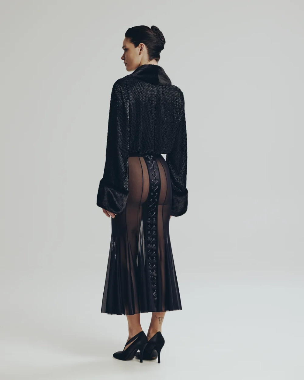 Пиджак с мехом из бисера