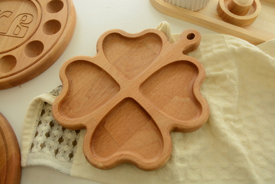 Тарелка, менажница из бука, Клевер, 4 отдела