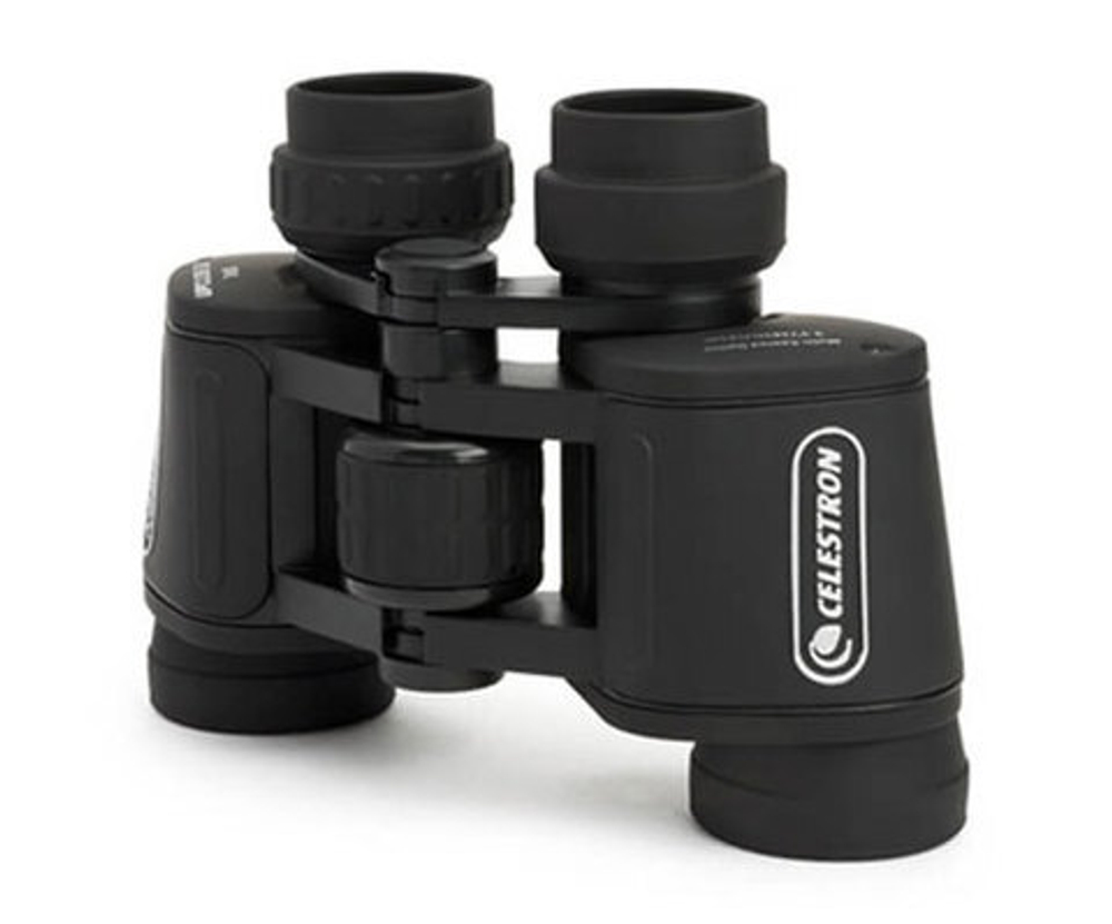 Бинокль Celestron UpClose G2 7x35