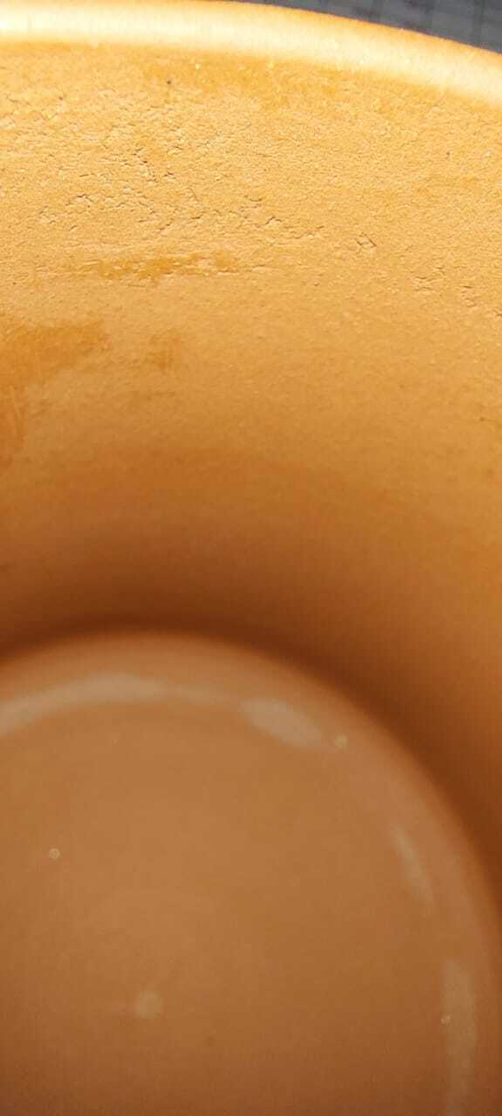 250044Y1 УЦЕНКА Кружка с крышкой 350 мл, глина, красный