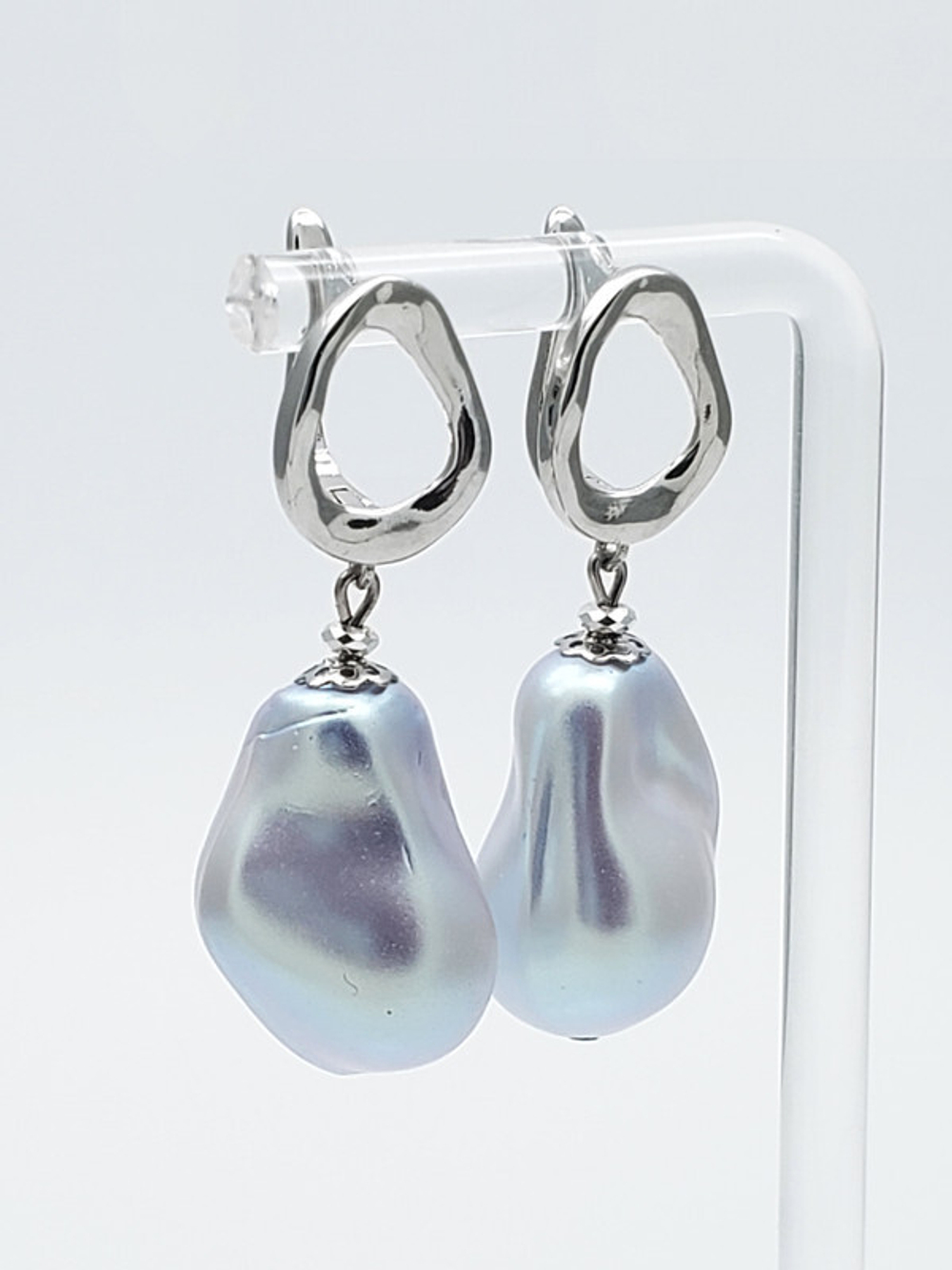 91001930 Серьги Selena Pearls