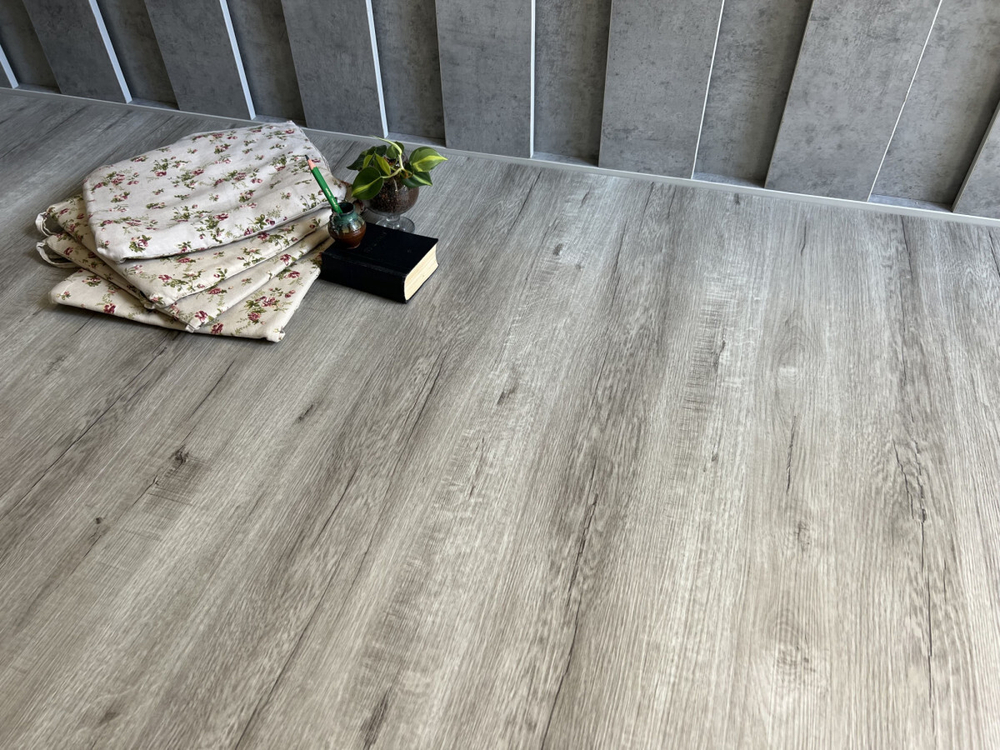 Виниловый ламинат Lamiwood QUARTZWOOD Q-16 Дуб Сохо