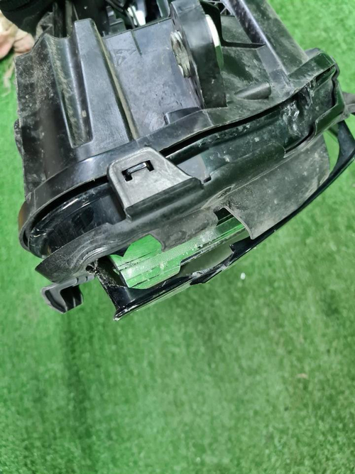 Битая Фара левая Mercedes C w205 (2018-2023) LED
