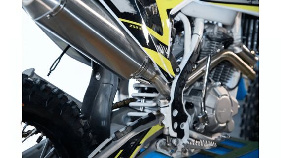 Мотоцикл кроссовый эндуро HASKY RR 250