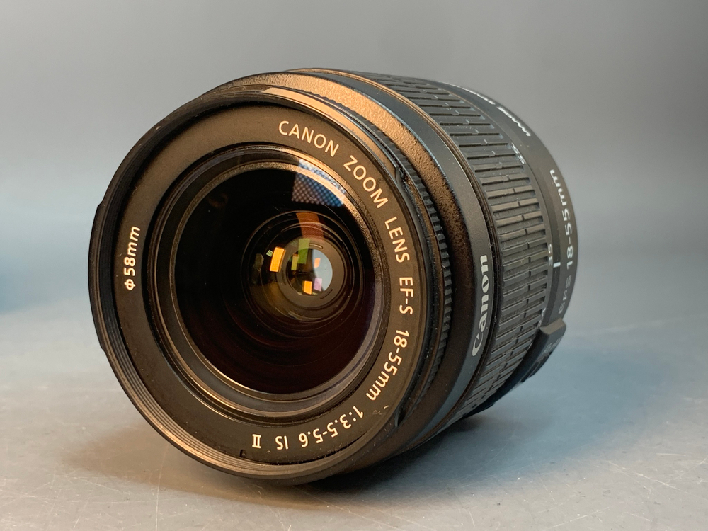 Canon EOS 650D Kit EF-S 18-55mm f/3.5-5.6 IS II 22160 кадров