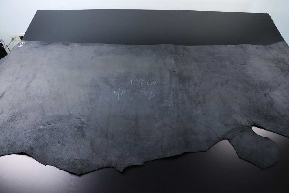 3,6-4,0 полукожа черная с лицевым покрытием + плита 184 дм² (КЛ)