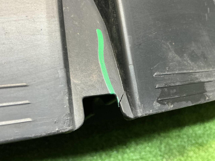 Воздуховод радиатора Range Rover Sport L461 22-нв