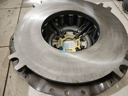 Диск нажимной (28 пружин, до 350 л.с.) 238Н-1601090-Б2