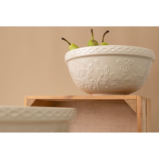 Миска кремового цвета с рельефным узором Ягоды Тайги из коллекции russian north, 1,5 л