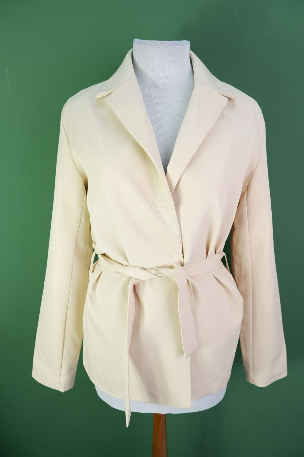 Жакет Heart Break светлый 44 размер