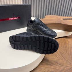 Кроссовки Prada
