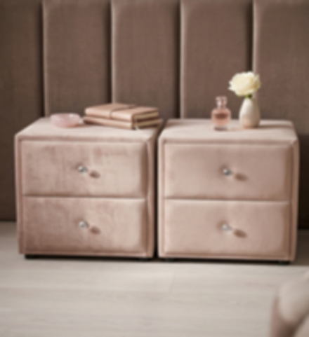 Прикроватные тумбы