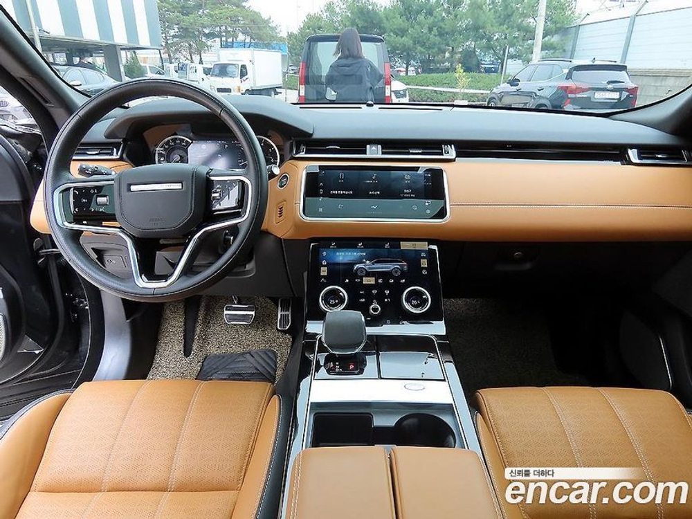 Land Rover Range Rover Bella 2.0 P400E Dynamic SE (01.2023)