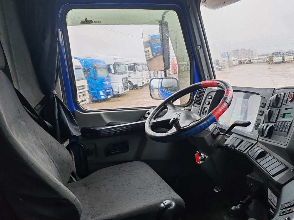 МАЗ 5440 4x2 Седельный тягач 544028-570-031 (Дизельный, 11,6 л, 423 л.с., МТ)