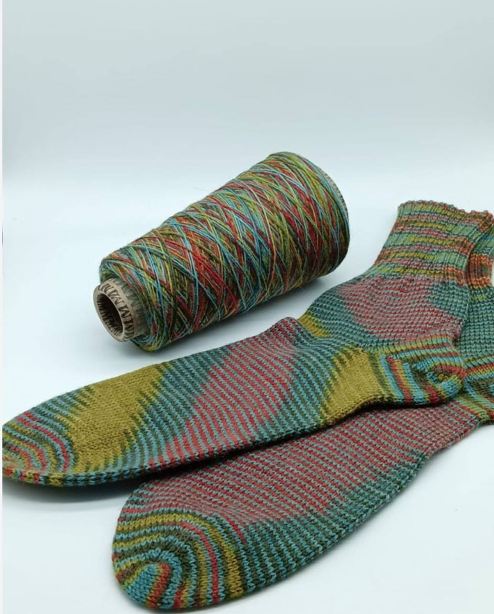 Caliza - Italy Stock- 75% шерсть, 25% п/а; 420м/100гр., мультиколор зеленый еловый, MP