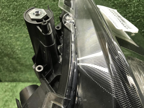 Фара правая Toyota RAV4 5 XA50 (2018-н.в.) LED