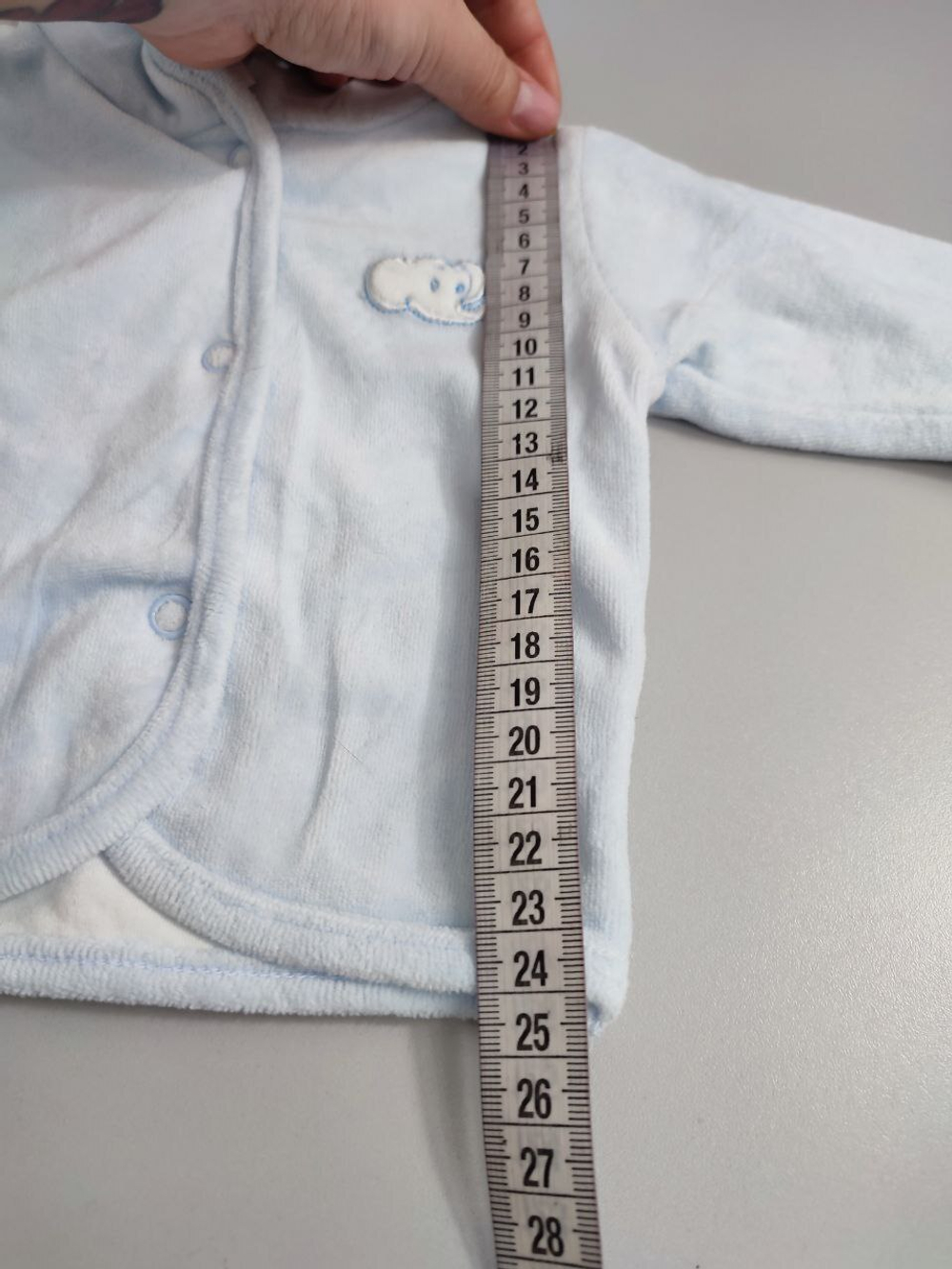 Кофта C&A мягкая на 1 месяц