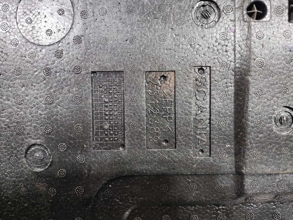 Центральная консоль кабины 2020г.