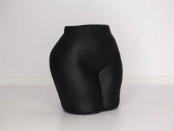 Фигурное кашпо "Бедра" (Черный), 10х15х15см 9879541