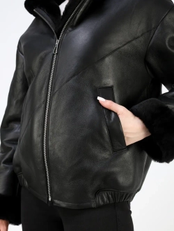 Дубленка зимняя натуральная куртка короткая с капюшоном