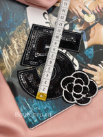 Нашивка Шан. в пайетках черная "Пятерка с цветочком"