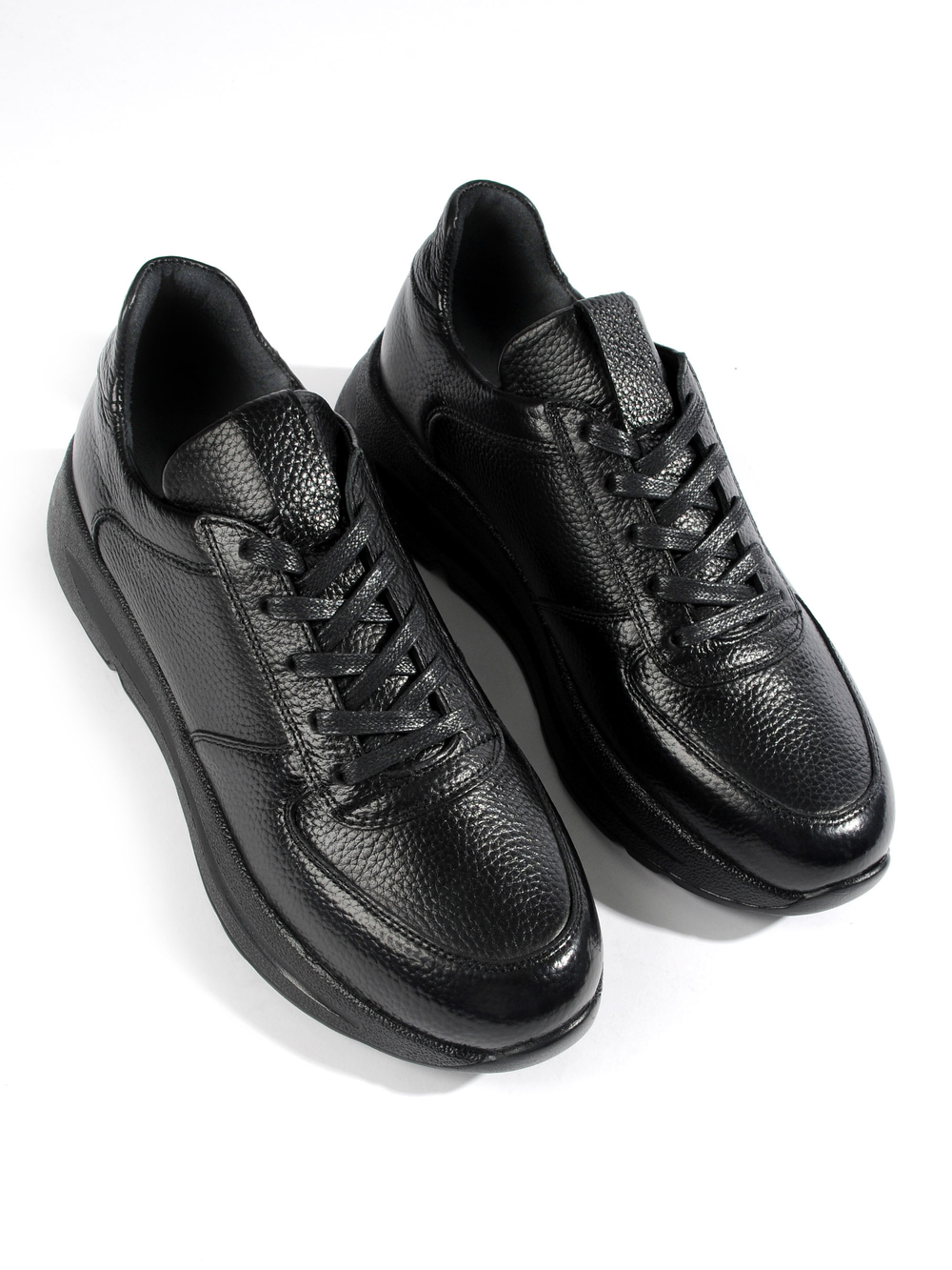 Кроссовки V2130G