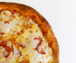 С ветчиной и пепперони