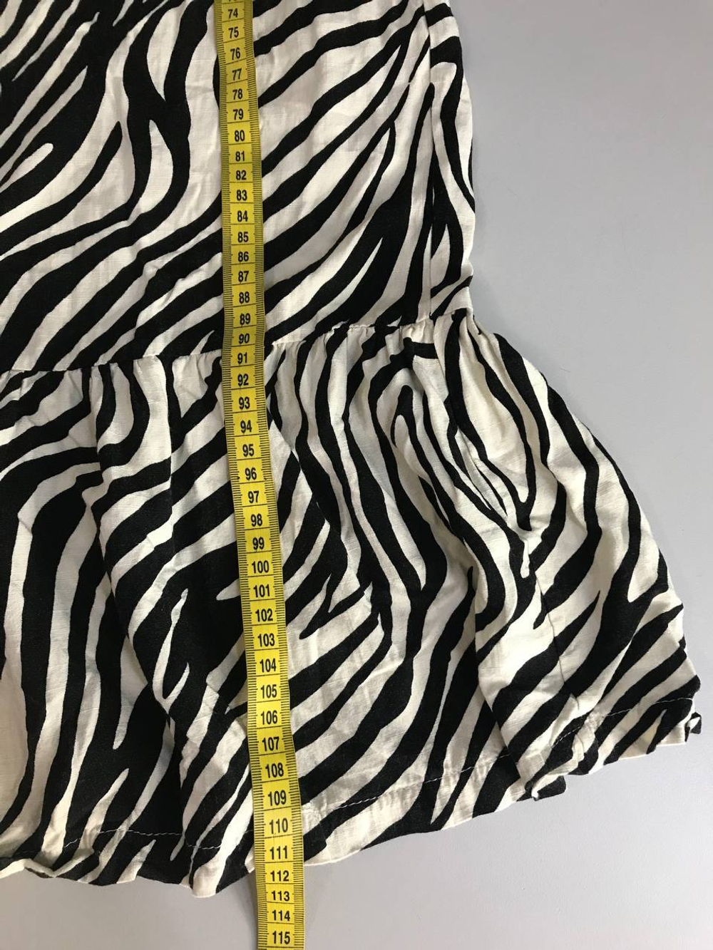 Платье Treatea монохромное, визуально на 44 размер