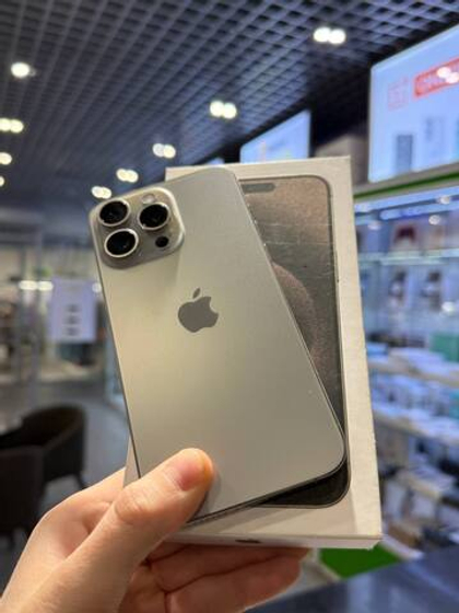 Apple iPhone 15 Pro Max 256Gb Natural Titanium Б/У