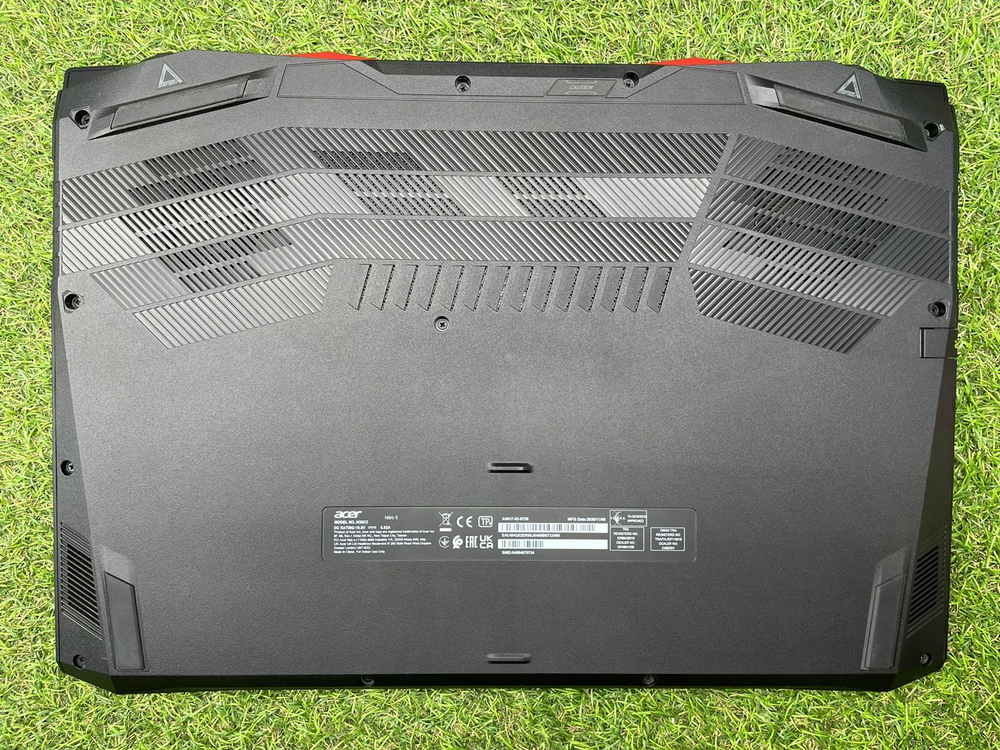 Игровой Acer Nitro  17"\i5-10\8\1650ti\ssd256