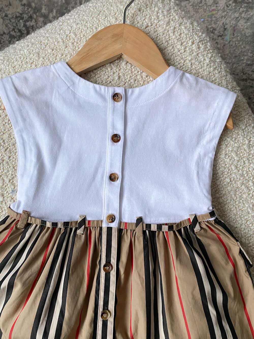 Платье Burberry, 80