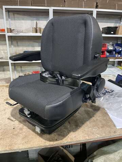 Сиденье в сборе 744Р.68.00.000