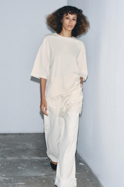 ZARA КОМБИНИРОВАННАЯ ФУТБОЛКА С КРУЖЕВОМ, ЭКРЮ