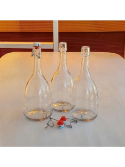 Бутылка стеклянная бугельная 1,5 л с пробкой 3 штуки