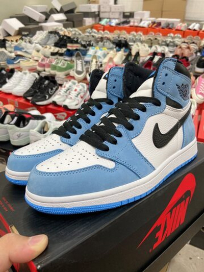 Jordan 1 Retro High White University Blue Black
