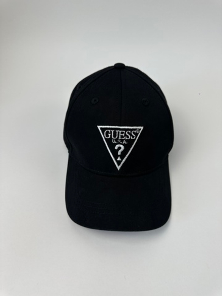 Бейсболка Guess