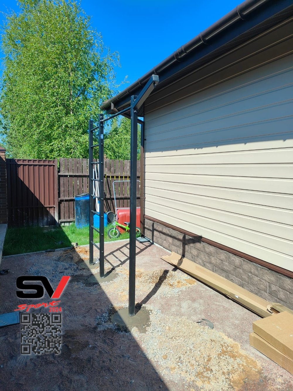 Монтаж уличной шведской стенки Sv Sport (3 вертикальных столба)