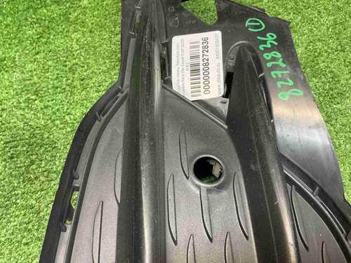 Решетка перед. бампера Mercedes GLE c167 23-нв AMG