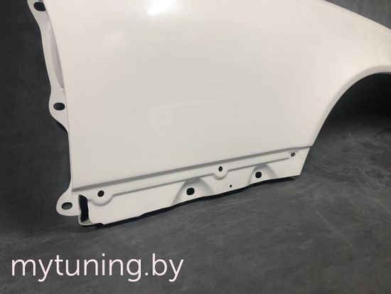 Крыло левое для Mercedes S W140