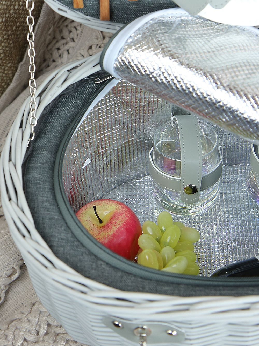 HOLYDAY BASKET Набор для пикника с термосумкой на 2 персоны