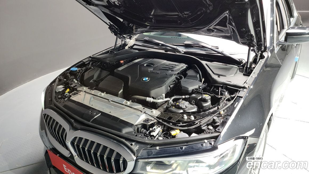 BMW 3 Series (G20) 320i Luxury (09.2020)