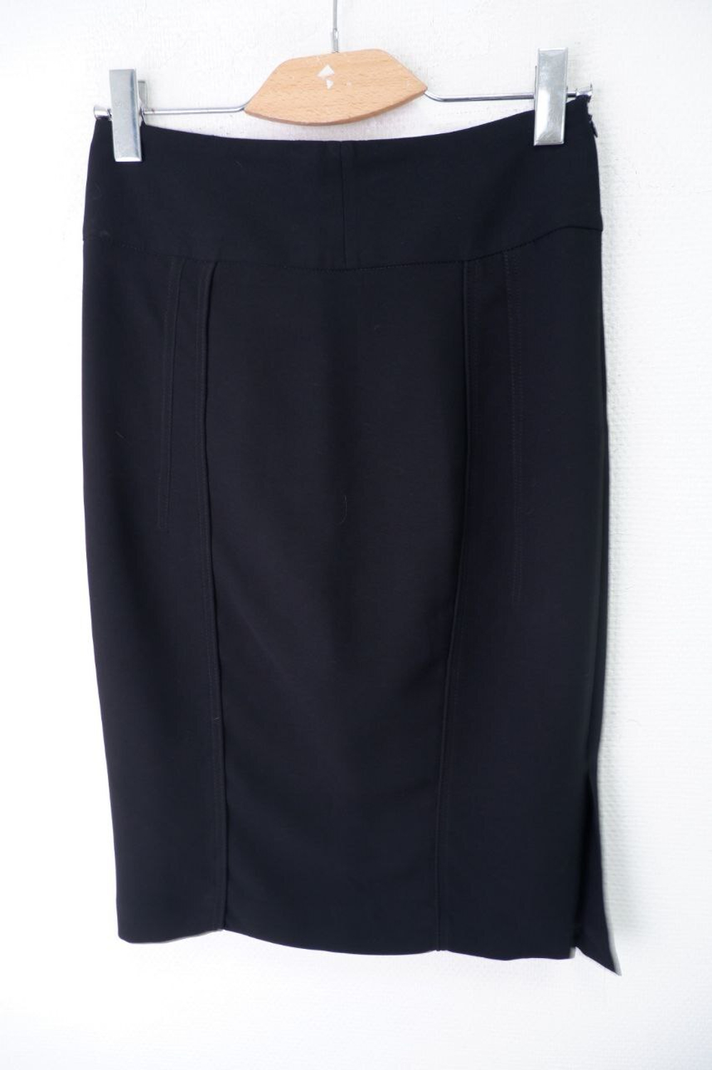 Юбка Zara  классическая 42 размер