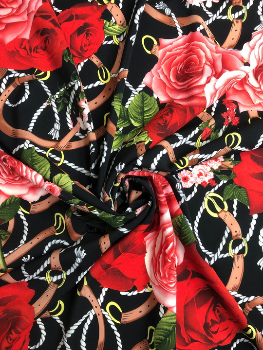 Шифон спандекс принт, розы красные,шнур, ремешок на черном Пикассо D48С1